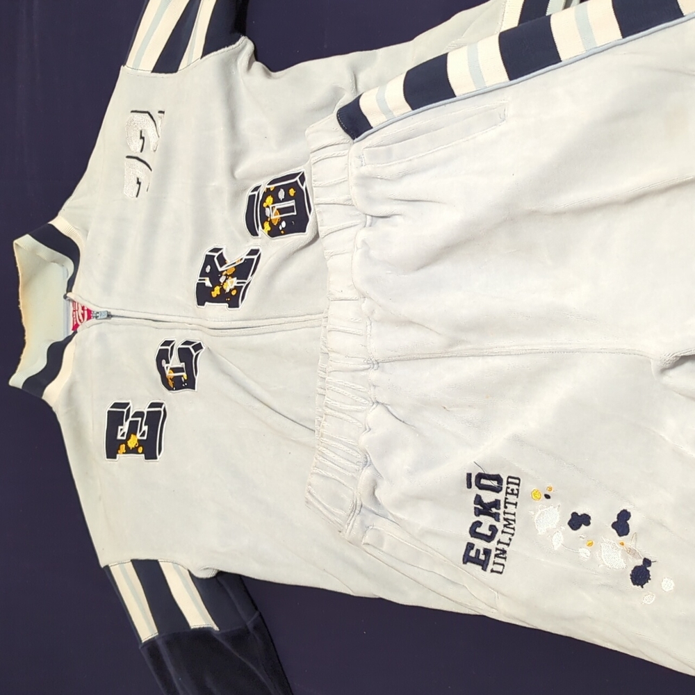 Adult size Small Ecko outfits